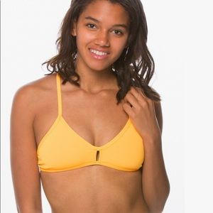 Joking vent bikini top